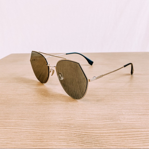 Fendi- Eyeline Aviator Sunglasses - Picture 2 of 15